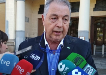11 2 Vox da marcha atrás y dice que el muro que planteaban es “una metáfora”