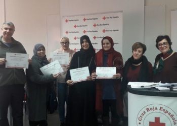 12 121218 Los alumnos de Aulas Culturales finalizan sus cursos en Cruz Roja