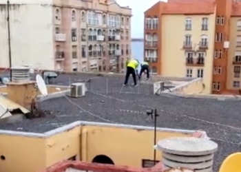 13 1 3 Comienzan las obras para arreglar los techos de los edificios Minas del Rif