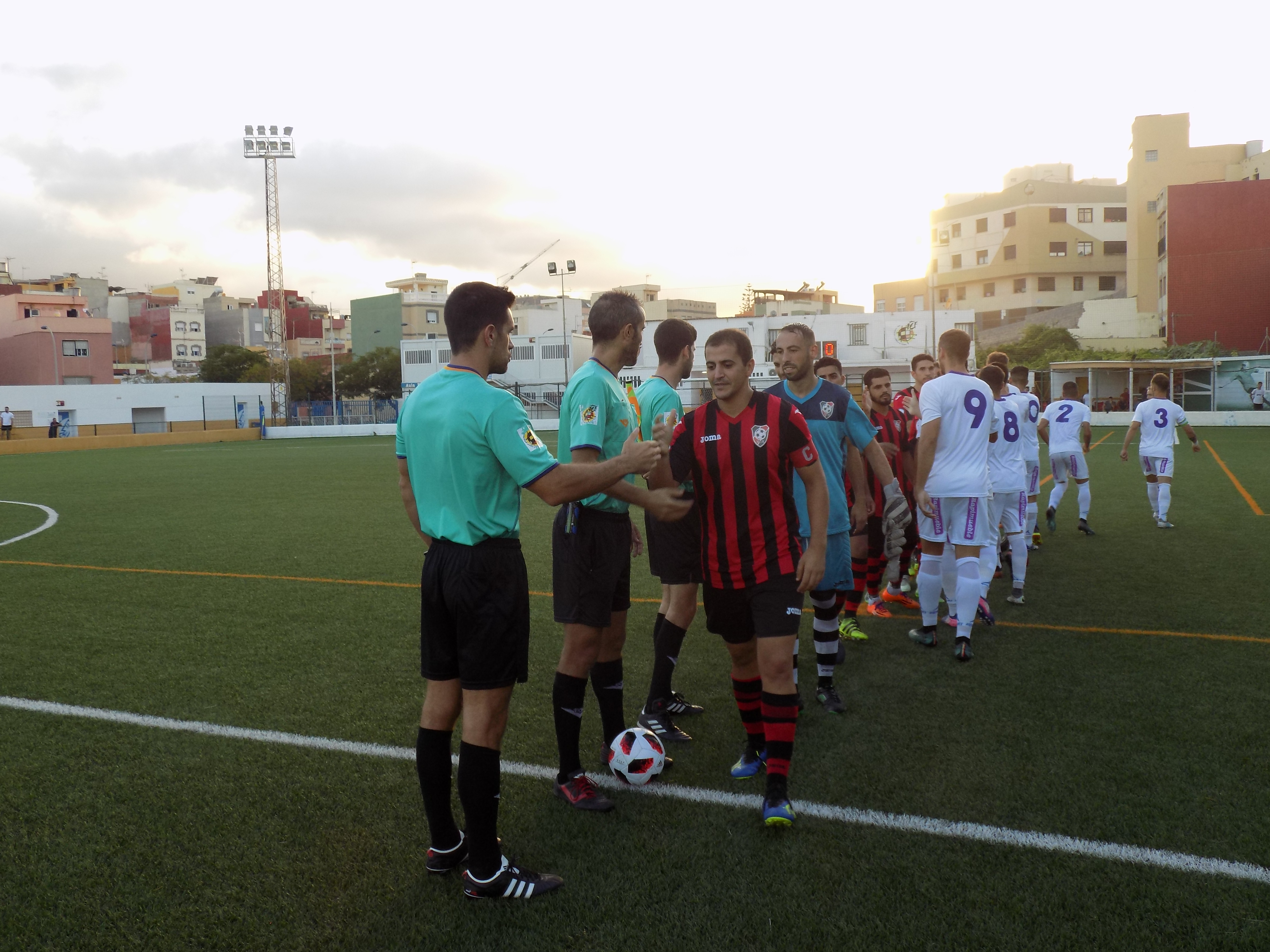 El River Melilla no sorprende al líder del grupo