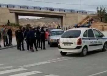 Acsemel denuncia que la Policía Local impide el paso en Farhana sin motivo