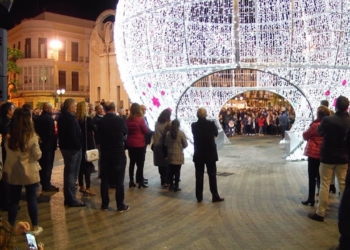 la navidad ilumina el centro de la ciudad La Navidad ilumina el centro de la ciudad