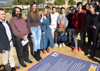 16 1 5 La Delegación ‘baña’ Melilla con 20 poemas contra la violencia de género