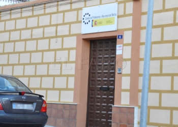 7 1 5 CSIF denuncia que se ha caído un techo del CPR: Berbel ha pedido un informe sobre la cubierta