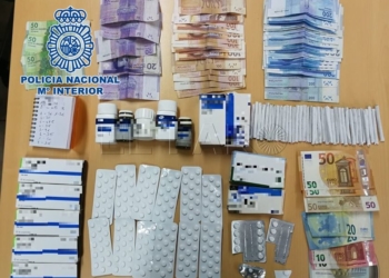 NP05 FOTO 21 01 2019 La Policía Nacional detiene a dos personas por vender drogas en el barrio de El Real