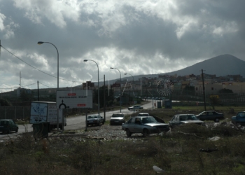 barrio chino 030 La Guardia Civil investiga las licencias de furgonetas antiguas de mercancías