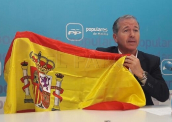 12 120219 Marín: “La concentración en plaza de Colón fue de color rojigualda”