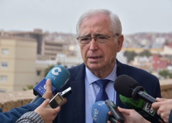 13 1 7 Imbroda aún no confirma si irá en las listas del PP para el Senado