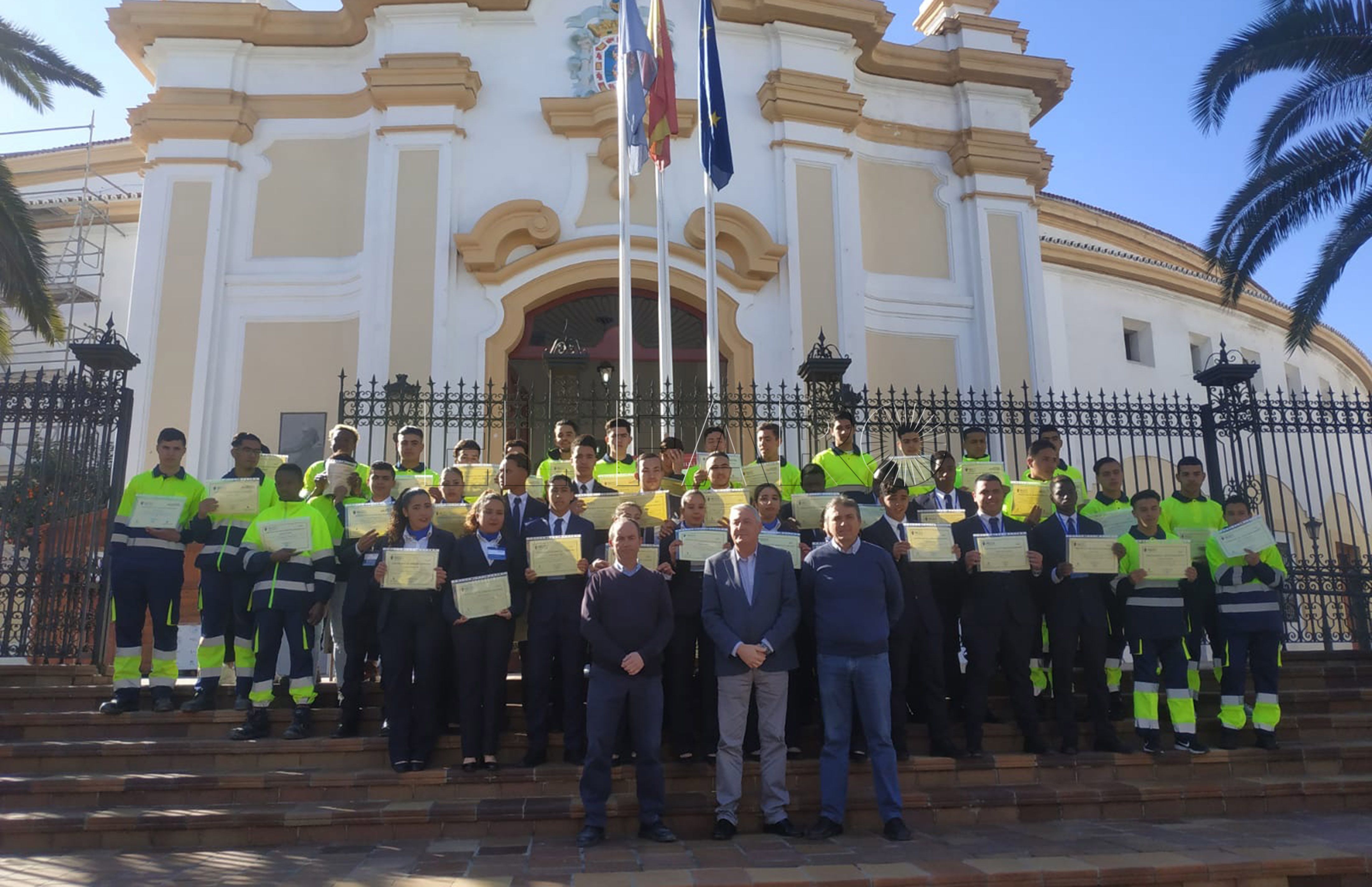 Menores extranjeros en formación ejercen como guías de la Plaza de Toros