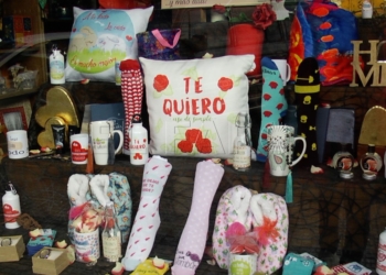18 3 En San Valentín, amor a raudales en Melilla