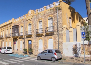 3 7 Fomento rehabilitará la fachada de la Casa del Gobernador de Melilla
