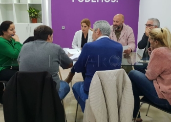 Imagen del encuentro mantenido con la CEME en la sede de Podemos Melilla Podemos se reúne con la CEME para escuchar sus demandas