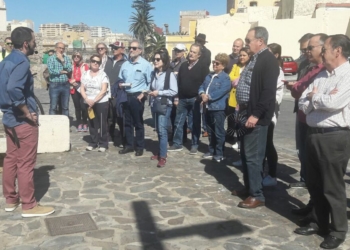 111 170319 La ciudadanía descubre ‘El Sitio de 1774’