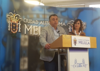 17 13 03 2019 La Ciudad y el Colegio de Veterinarios extienden el convenio de lucha antirrábica de Melilla