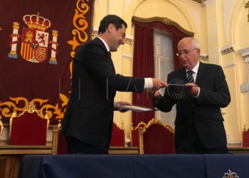 2 2 Viaje de un presidente de la Junta de Andalucía a Melilla, 40 años después