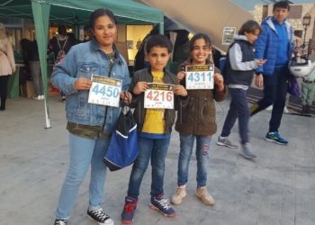 20 21 8 29 03 2019 Los niños viven la mini Africana