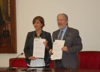 Fadela Mohatar y Diego Luis Fernández, del Instituto de la Cultura Gitana.