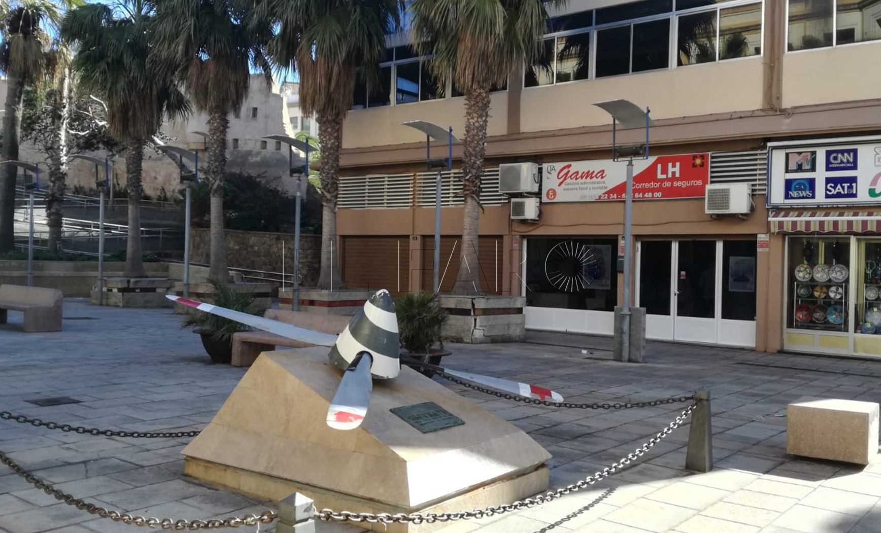 El colegio Hipódromo cuenta ya con un ‘kiss and go’ y una entrada más amplia