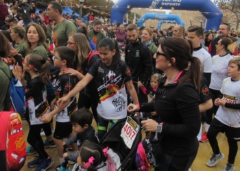 43cea630 117b 48fb b40f 403b5df8a46e Fotogalería | Niños de la mini Africana 2019 recorren Melilla