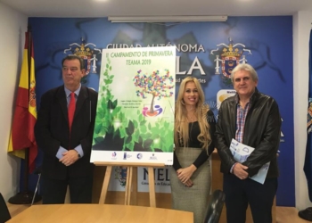 El presidente de Comamel, Álvaro González, el Consejero de Educación, Antonio Miranda y la presidenta de TeAma, Susana Morillo.