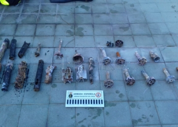 FOTO 2 Neutralizan restos de varios proyectiles localizados en una playa de Melilla