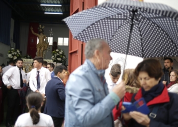 domingo resurreccion melilla lluvia cancelacion Semana Santa 2019 | La lluvia deja sin encuentro al Resucitado y al Rocío