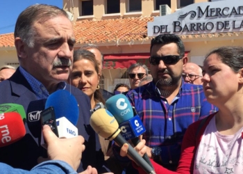 fernando gutierrez diaz otazu campaña pp barrio victoria Díaz de Otazu asevera que hay que incrementar las retribuciones de los militares