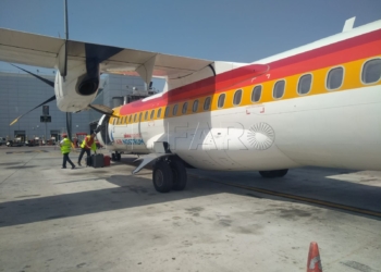 pasajeros avion aeropuerto melilla avion Air Nostrum inicia los vuelos de la OSP que une Melilla con Almería, Granada y Sevilla