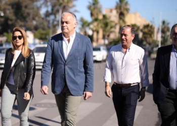 pp1 González Pons se compromete a exigir la frontera inteligente en Beni Enzar
