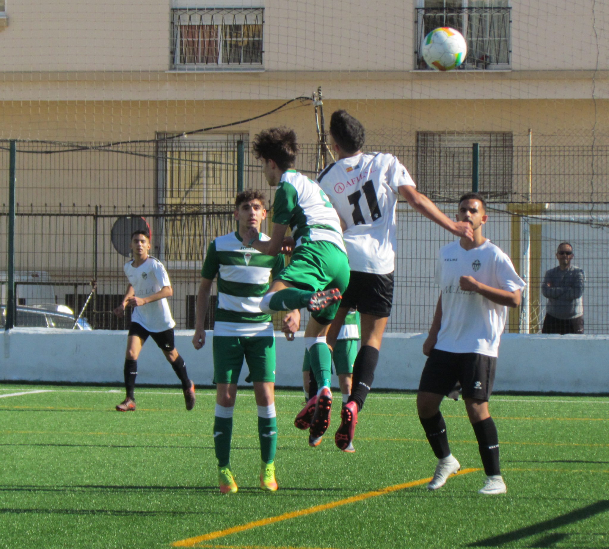“A pesar de estar descendidos, el equipo tiene ilusión por competir”