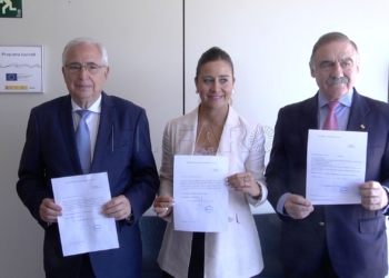 Credenciales Otazu, Acedo e Imbroda reciben las credenciales como diputado y senadores