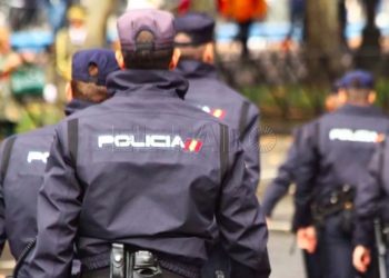 Policía Nacional Un policía herido por arma de fuego al tratar de detener a un sospechoso