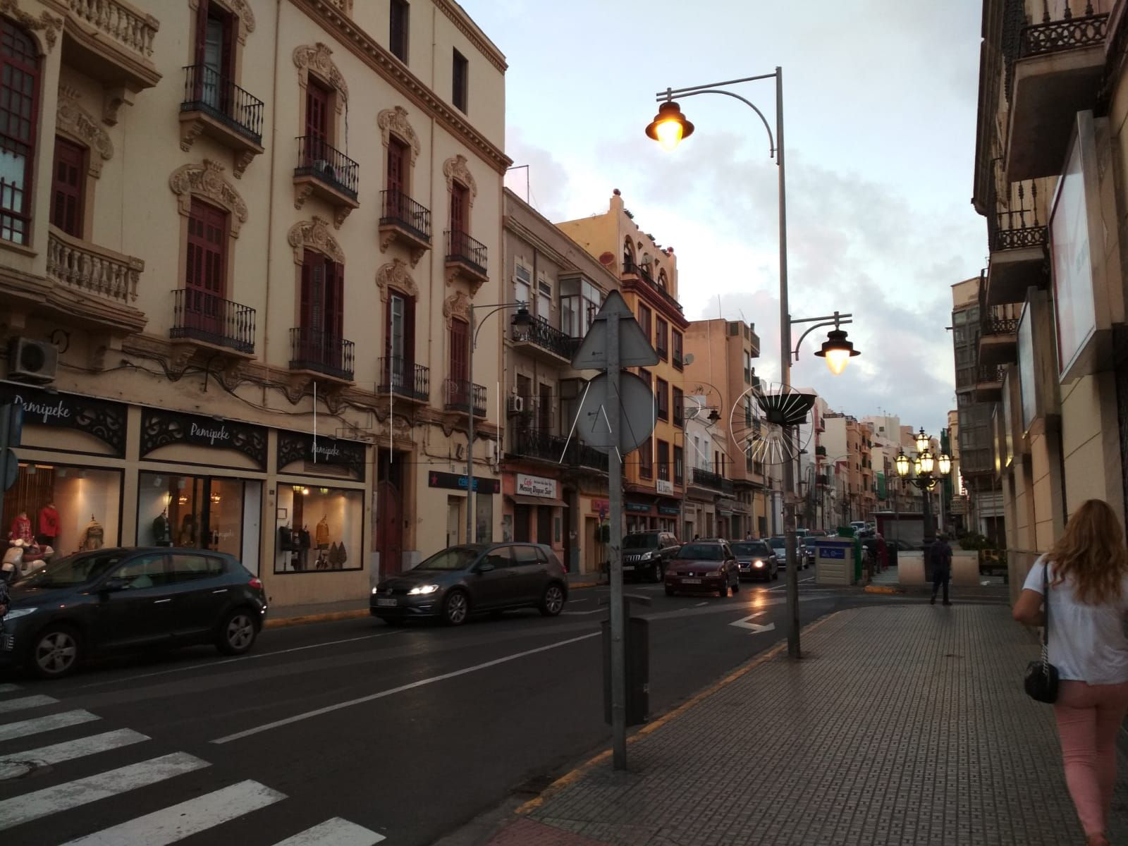 Un cortocircuito en la red de distribución deja sin energía al 81 por ciento de la población