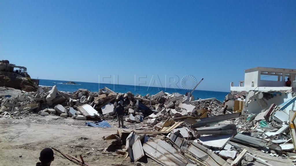 Afectados por el derribo de casas en Charrana evalúan acciones judiciales