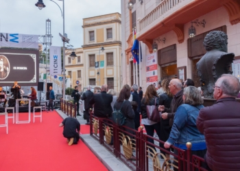 semana cine melilla teatro kursaal exterior Los actores de 'La Unidad' (Movistar+), protagonistas del día en la Semana de Cine