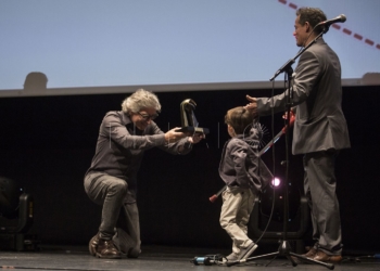 trueba entrega premio semana cine melilla jorge sanz El sector audiovisual nacional se rinde a la Semana de Cine de Melilla
