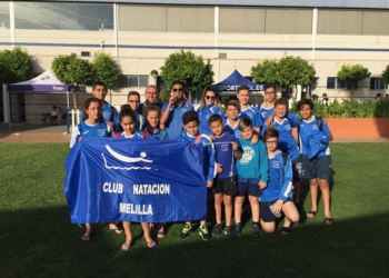 El Club Natación Melilla desplaza a 17 nadadores al Trofeo Villa de Churriana