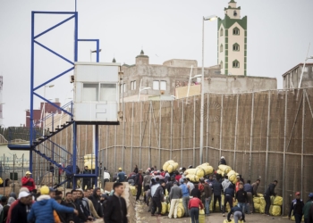 barrio chino Compradores de Nador, se asocian y piden un paso de mercancías fluido en frontera