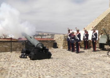 efemeride limites ciudad melilla museo militar Un cañonazo en el Museo Militar para 157 años de historia