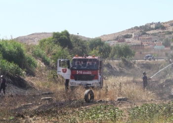 incendio farhana melilla Los bomberos controlan un incendio cerca de Farhana