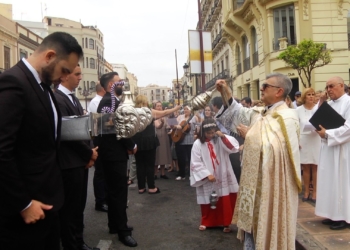 procesion santisimo centro ciudad Melilla vive con fe la procesión del Santísimo