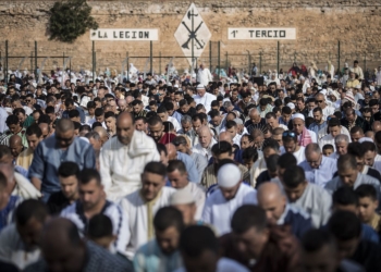 rezo fin ramadan melilla Multitudinario y sentido Eid al-Fitr para celebrar el fin del Ramadán