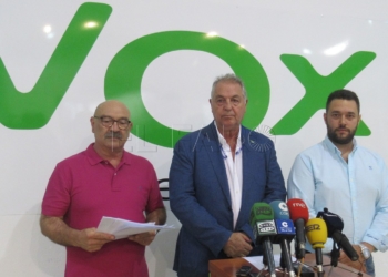 vox denuncia eduardo castro presidente ilegal Vox dice que la transcripción de la investidura les da la razón: De Castro no se presentó a Presidente
