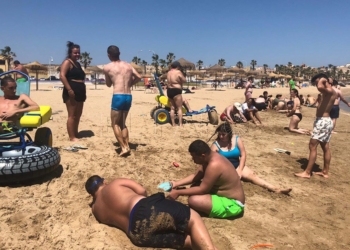 17 1 472019 Más de 100 personas participan en el taller de verano de Aspanies Melilla