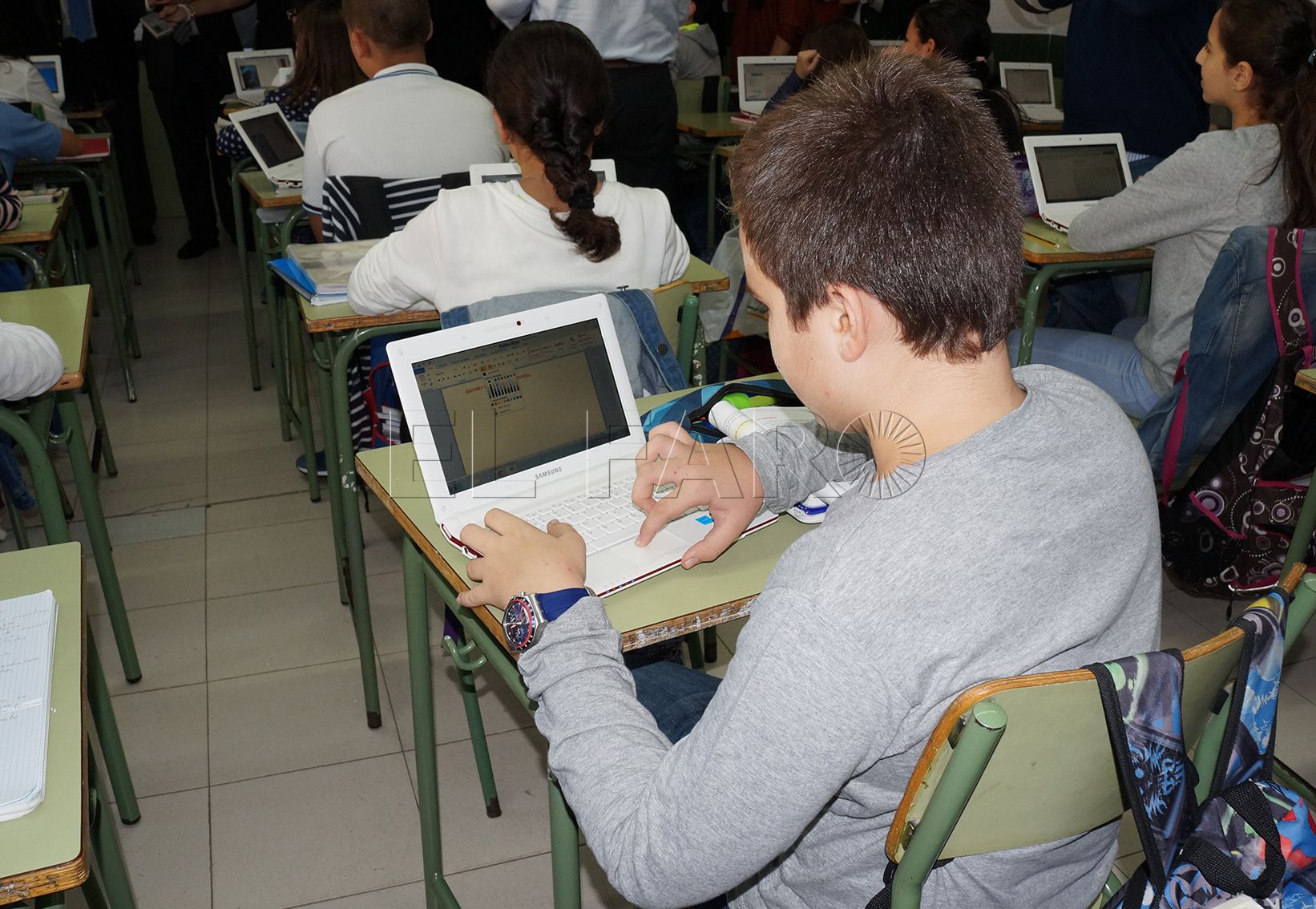 Melilla registra 13,9 alumnos por profesor, el dato más elevado del país