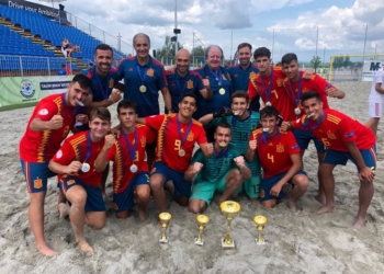 IMG 20190714 WA0019 Los melillenses Waalid y Berruezo, campeones del Talent Beach Soccer