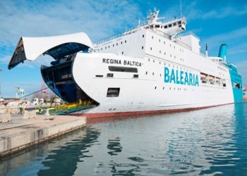 balearia regina baltica Baleària y Cepsa firman un acuerdo para ofrecer ventajas en viajes y estaciones de servicio a sus clientes