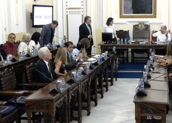 castro pleno primero No habrá Comisión de Control, pero sí una de Cuentas para revisar facturas y contratos