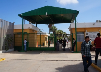 ceti melilla El CETI eleva su ocupación a 1.150 migrantes tras el salto a la valla