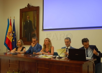inauguracion jornadas poder imagen F. Treviño: “Lo que no está en redes sociales parece que no existe en esta aldea global”